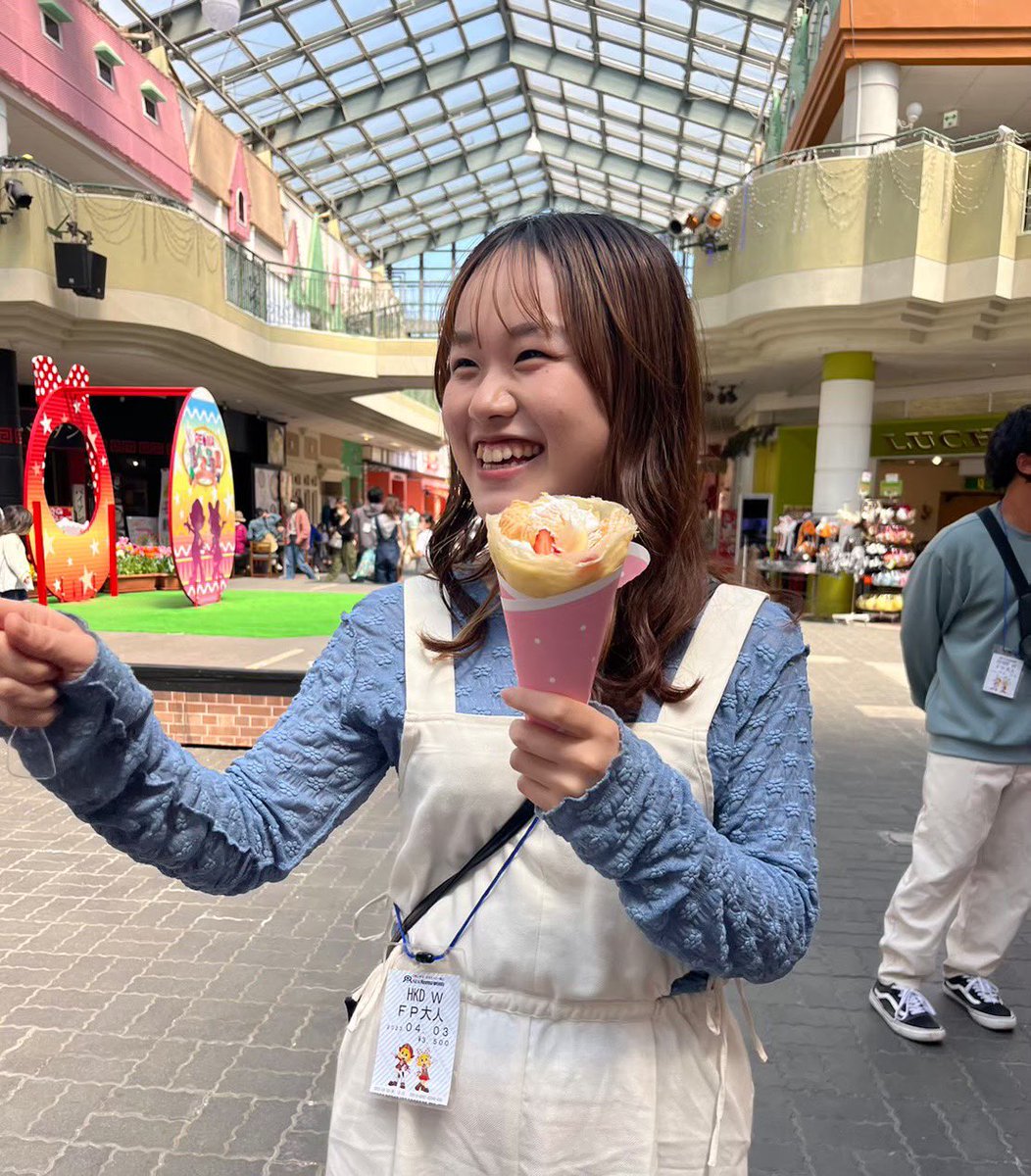 hirodaiouendan's tweet photo. 最後は、応援団屈指の激ツボ浅04のななほまること、日山七穂（ひやまななほ）！
努力家でたまに火を吹く（？）炎タイプな健啖家。
カワウソ似のチャーミーフェイスで、お客さんのハートを掴んじゃうゾ❤️ https://t.co/Ye69hPku3p