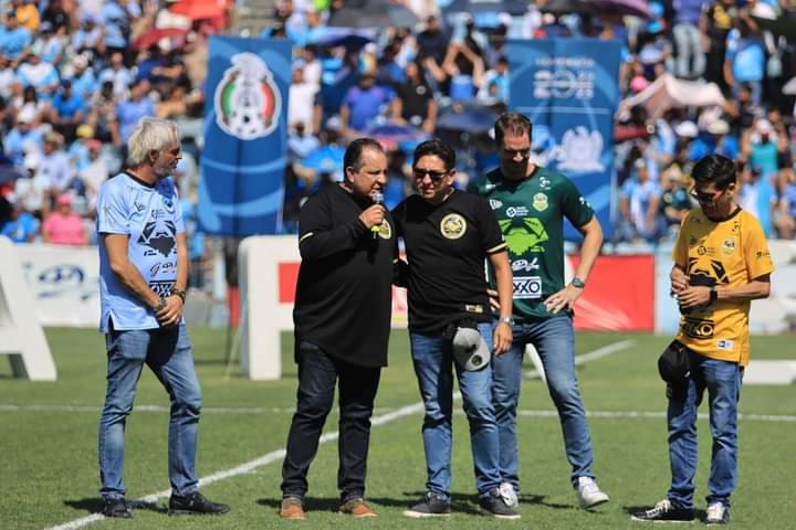 DocUbaldo's tweet photo. 🗣️ | Hace un año nos enterraron, hoy estamos más vivos que nunca.
 
¡Que viva la Jaiba Brava! 

¡Soy creyente e incondicional del @CDTampicoMadero

#LaTerceraEsLaVencida 
🦀

#TodosAlTamauliPAZ 
🏟️🕊️

#tampicomadero 
⚽

#Tampico https://t.co/gGUOhoBLZV