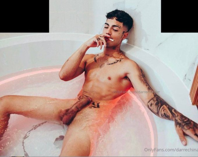 packdefam0s0Os's tweet photo. Naim🍆🔥 https://t.co/4FfynhiRwm