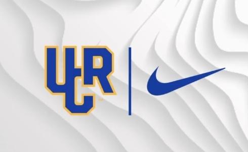 TayCrazzyyy's tweet photo. After a great conversation with coach Hill, I am blessed to have received my first division one offer from UC Riverside
@TempleLifeHoops @cysprings_hoops https://t.co/86MSfZm7fh