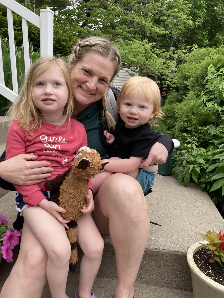 Happy Mothers Day to this amazing Mom! ⁦<a href="/lyndseydose/">Lyndsey Dose</a>⁩ (Love- Aspen and Leo)
