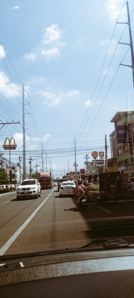 Fastfood lane...
#buhangindistrict
#davaolife