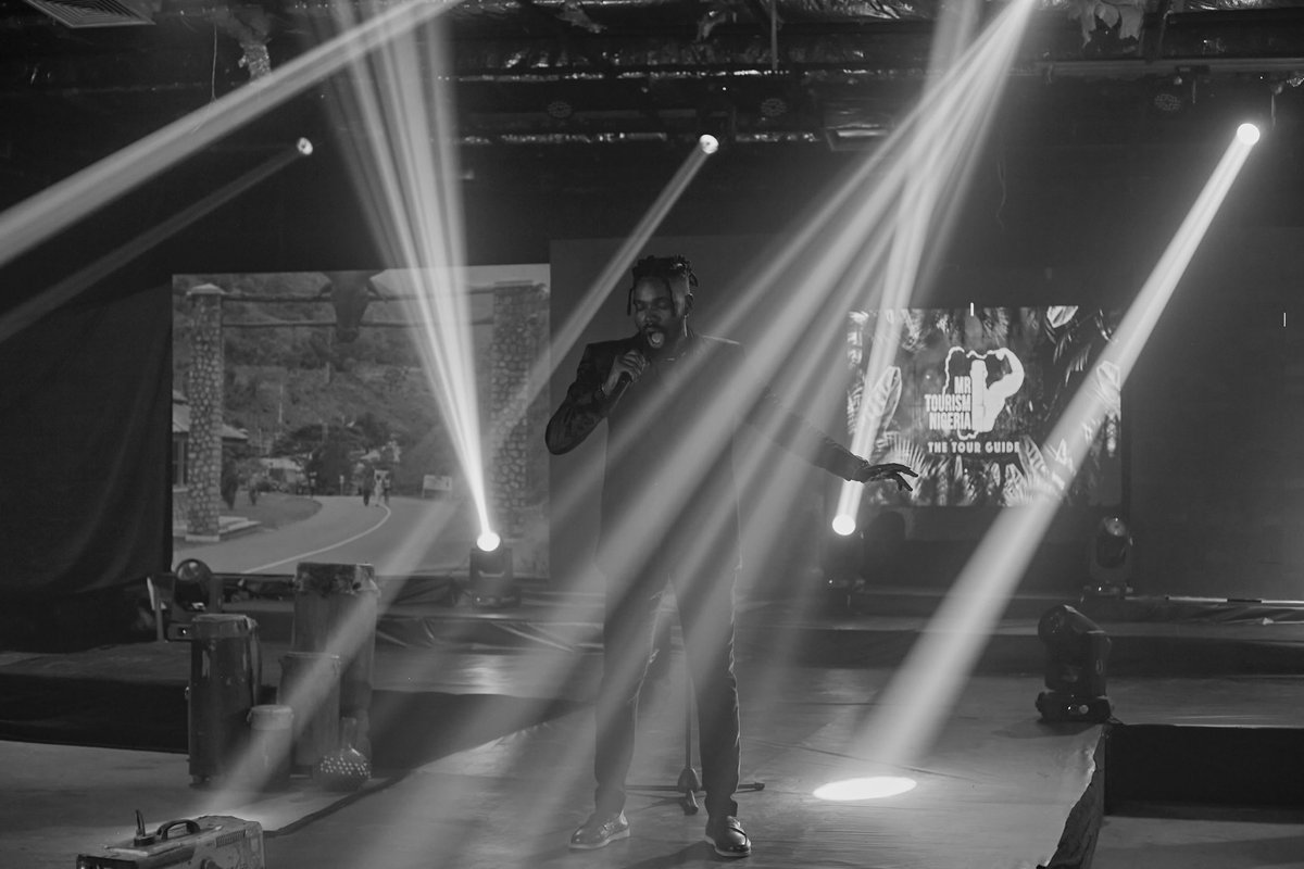 Stage lighting with the talent