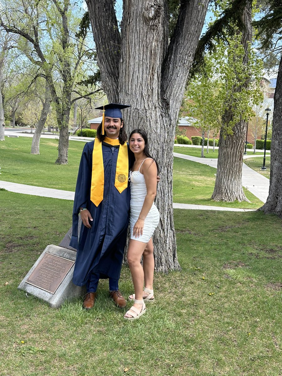 kellewis44's tweet photo. #NAUgrad https://t.co/ITLalHC34o