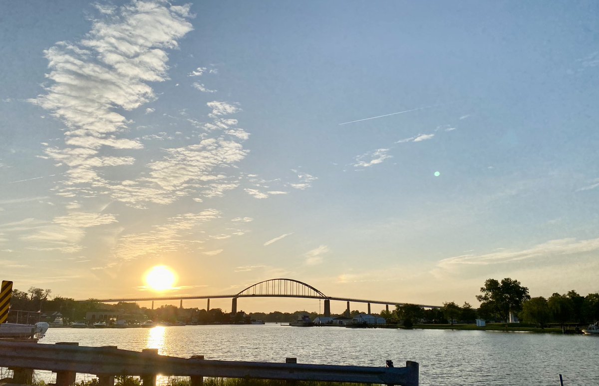 Mother’s Day Dinner with my kids on the water Then watching the sunset over the bridge✨💖
 #MyBabies #MothersDay #TimeTogether