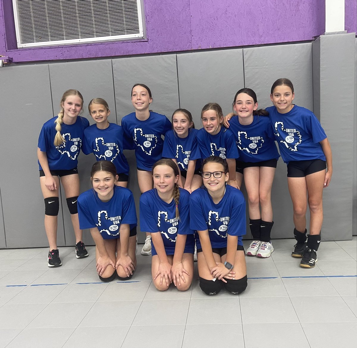 UnitedVba's tweet image. What a fun group for the U ACE division! Enjoyed watching the 3 contacts come together today 💜🏐👏 #uprep #youthvb #greatjob #unitedvba