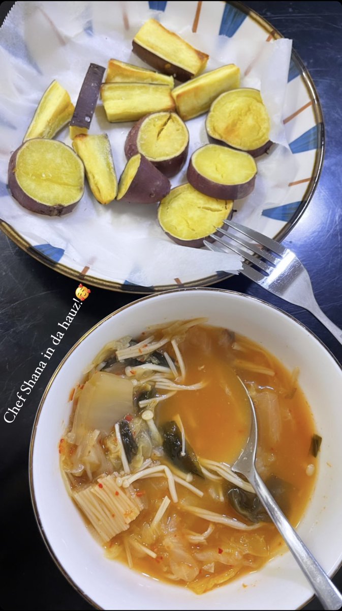 shanapics's tweet photo. 051423 @/itsmaria.chantal story update 

#Lapillus #라필루스 #Shana #샤나 https://t.co/6DrnbVh068