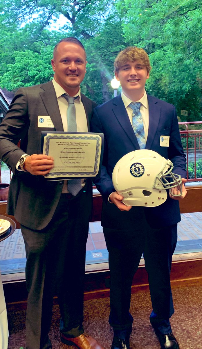 Congratulations to @SteverKaleb for being recognized as a 2023 Scholar-Athlete by The @NFFNetwork Greater Austin Chapter. @Akins_Football @AkinsAISD @akinsathletics @AISDAthletics @AkinsJournalism #WingsUp