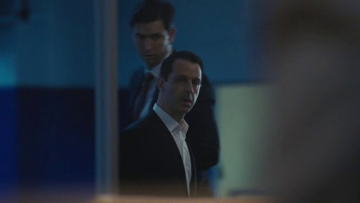 el_deshuesado's tweet photo. "La información, Greg, es como una botella de buen vino. La guardas, la cuidas, la reservas para una ocasión especial y le rompes la maldita cara a alguien con ella." Tom
#SuccessionHBO #Succession https://t.co/SbqNoNipH5