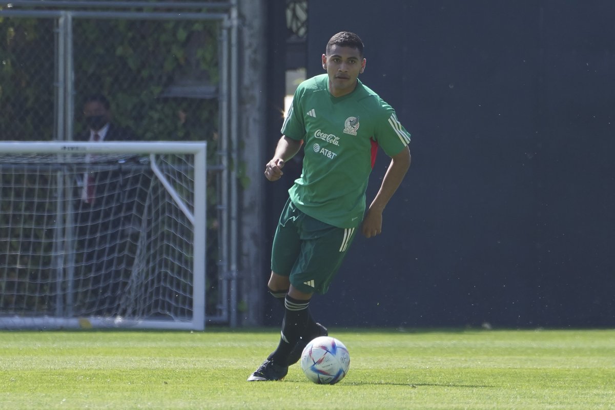 ¡G⚽️⚽️⚽️⚽️L!

@TibaSepulveda30 abre el marcador y pone a @Chivas 1-0 ante @AtlasFC.

#ConvocadosMX I #LaSelecciónEsDeTodos