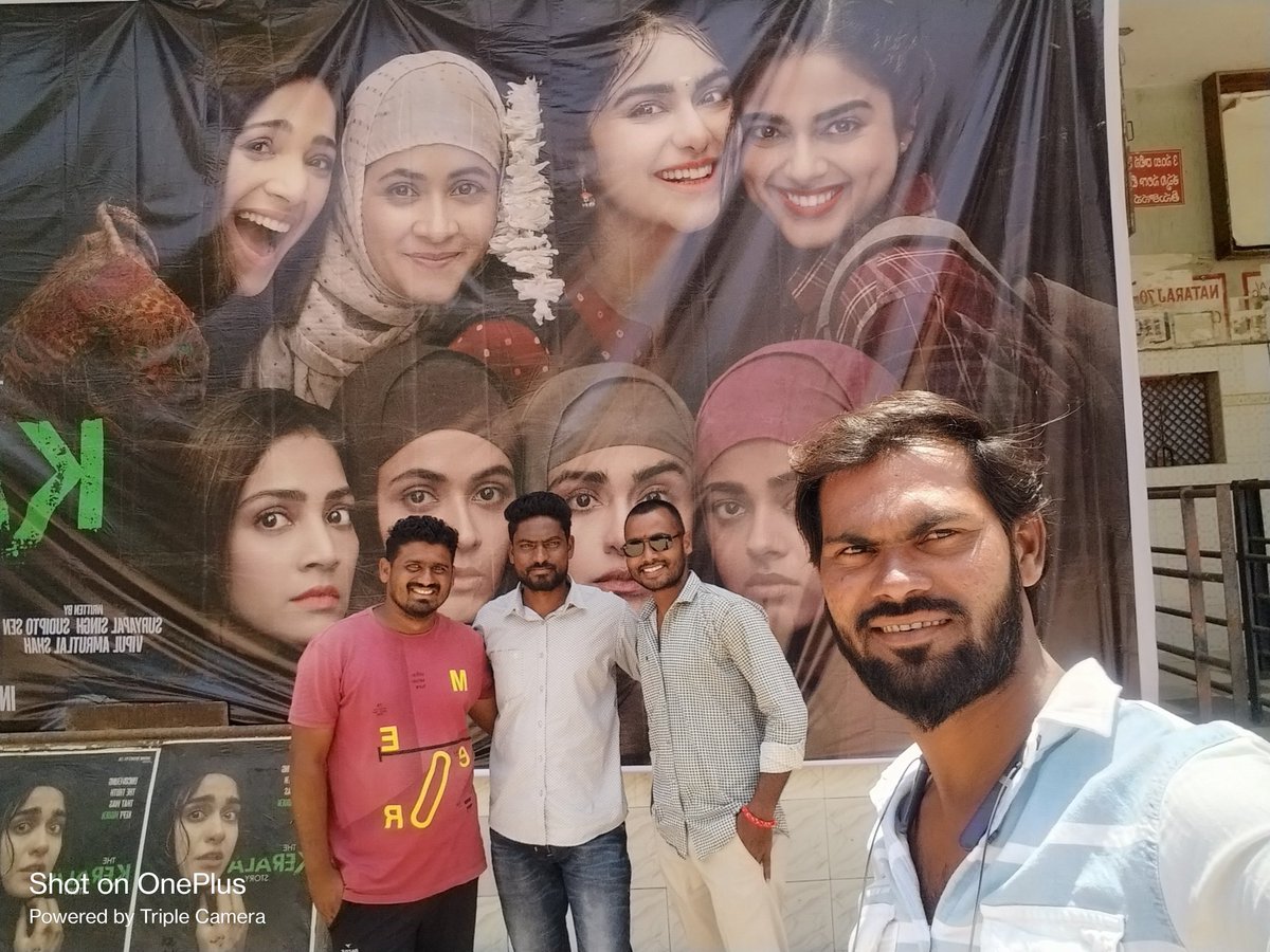 AkshayRTotawar7's tweet photo. #If_not_now_then_when
हर भारतीय महिला को ये मूवी जरूर देखनी चाहिए ..?
every hindu's should watch it 
#thekeralastory
 #TheKeralaStoryAMustWatch
@adah_sharma
@iyogitabihani
@soniabalani9
@siddhi_idnani
@PranayPachauri
@VijayanDevayani
@bageshwardham
@HinduDharma1 https://t.co/eyWMMpa4wo