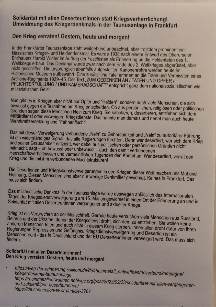 #DenKriegVerraten Heute am Internationalen #TagDerKriegsdienstverweigerung wurde das Kriegerdenkmal in der Taunusanlage #Frankfurt umgewidmet: Solidarität mit allen Deserteur:innen statt Kriegsverherrlichung!
#WarStartsHere #Kriegbeginnthier #ObjectWarCampaign