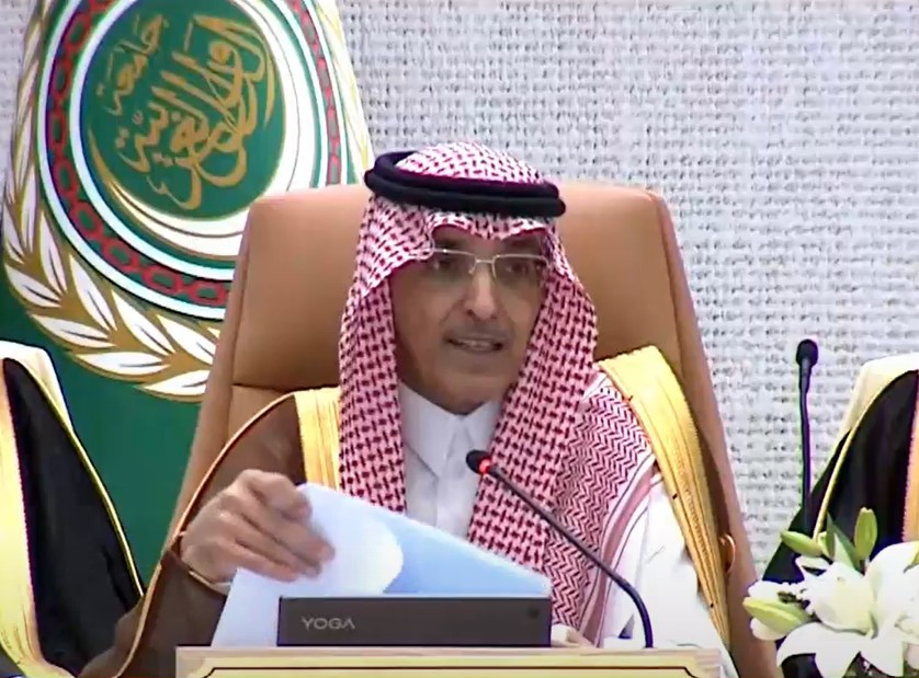 AlMnatiq's tweet photo. وزير المالية: #المملكة قدمت 10 مليارات دولار للحفاظ على الأمن الغذائي العربي، إضافة إلى عدة مبادرات لمواجهة التحديات الاقتصادية بالمنطقة

https://t.co/7ohUE9bmuh https://t.co/xq4t0sqqlW