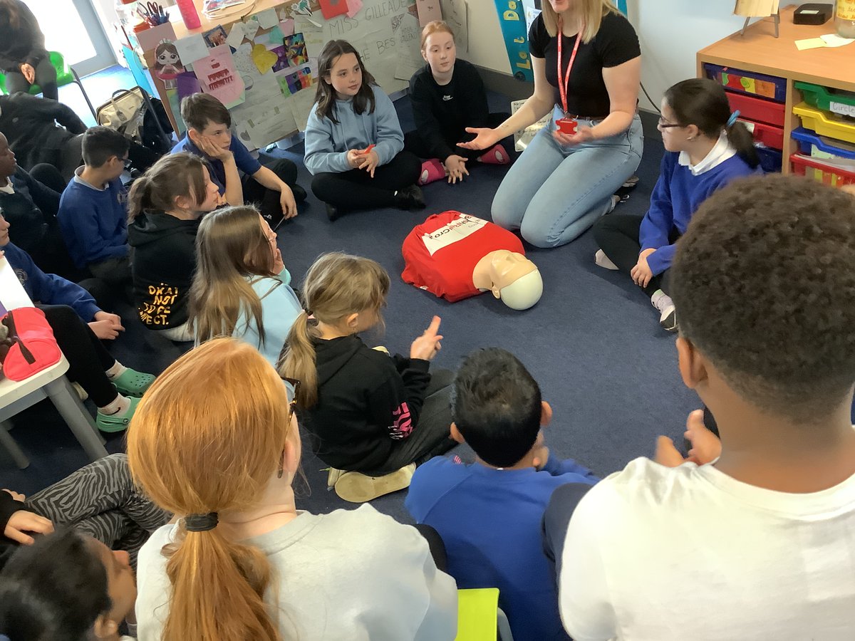 We had an amazing session with <a href="/BritishRedCross/">British Red Cross 🧡</a>, learning how to do CPR. <a href="/BroomhousePs/">BroomhousePS</a>