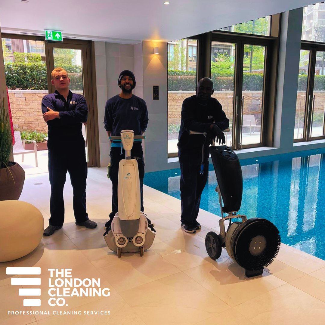 Say cheese!📸 #londoncleaningco #tlcc #cleaning #teamwork #imop #orbot #poolclean #floorcleaning #london