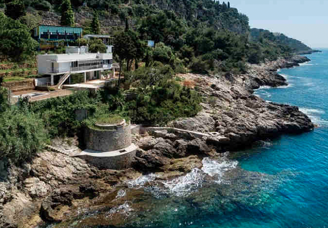 MaRegionSud's tweet image. 🗳️L'émission "Le monument préféré des Français" vous invite à choisir celui qui représentera notre région. Plutôt Château d'If à #Marseille, Cap Moderne à Roquebrune-Cap-Martin ou Sites antiques de Vaison-la-Romaine  ? Jusqu'au 26 mai vous pouvez voter👉bit.ly/3M2IMiI