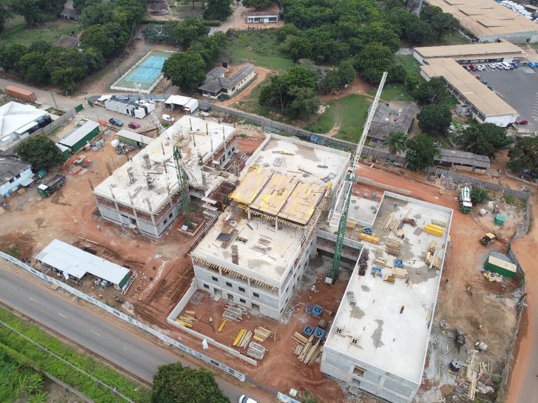 Some of the unprecedented Health Infrastructures Ongoing….

— Eastern Regional 600 Bed Capacity Hospital(Agenda 111)

— The 800-bed capacity KNUST Teaching Hospital.

— KATH 750 bed capacity Maternity block 

— 101 Bed Capacity at Korle-bu

#BuildingGhanaTogether