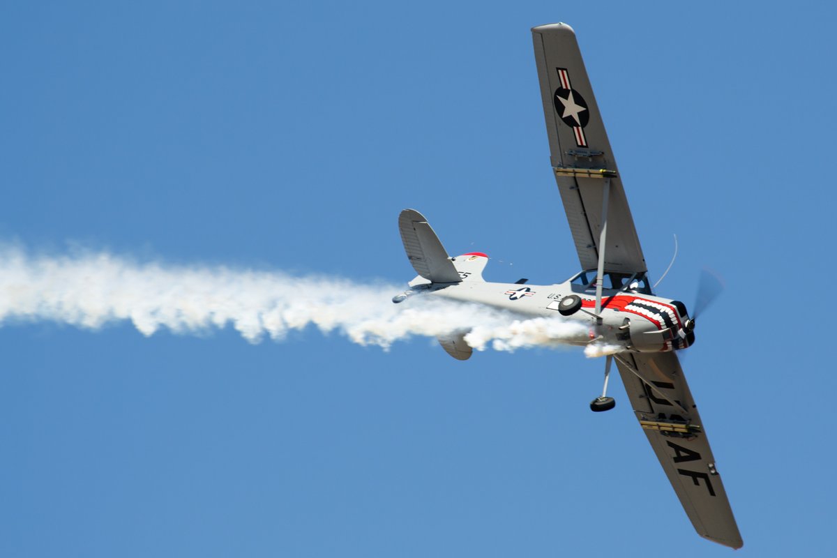 lastminchange's tweet photo. Algunas de las muchas cositas de las que disfrutamos el 13 de mayo en la Base Aérea de Morón
@13mayojornada 

1. Cessna L19 Bird Dog
Pequeño pero matón, nada mal para comenzar el espectáculo. https://t.co/a7HFrFGi0t