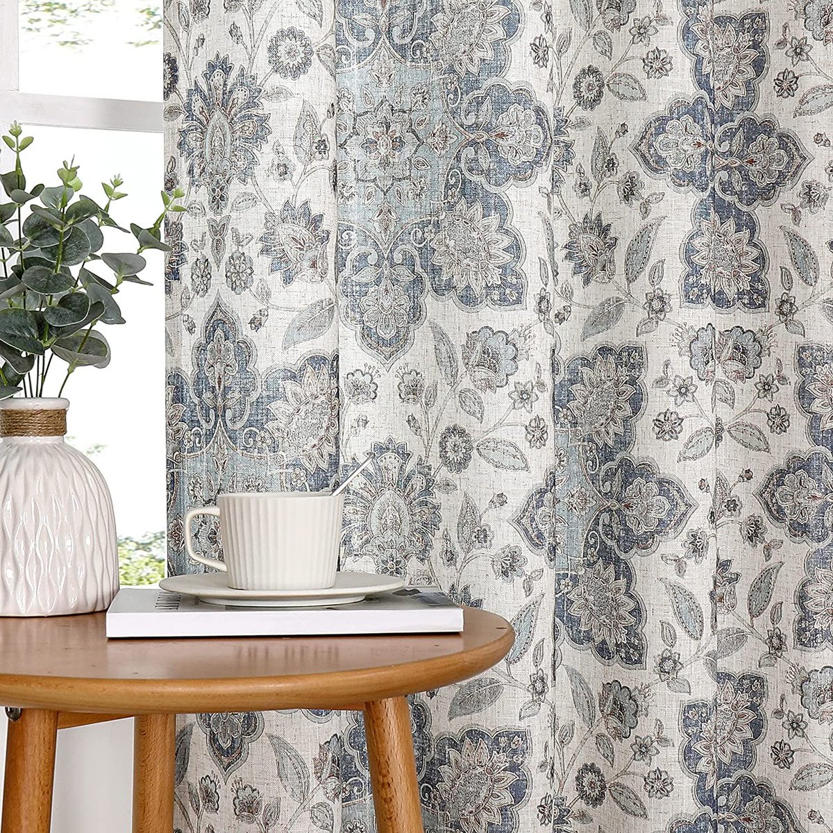 Damask artwork, luxury looking for your house,whole sale,whatsapp+86 13758107156 #homedecore #home #homefashion #fabric #windowcurtain #windowtreatment
