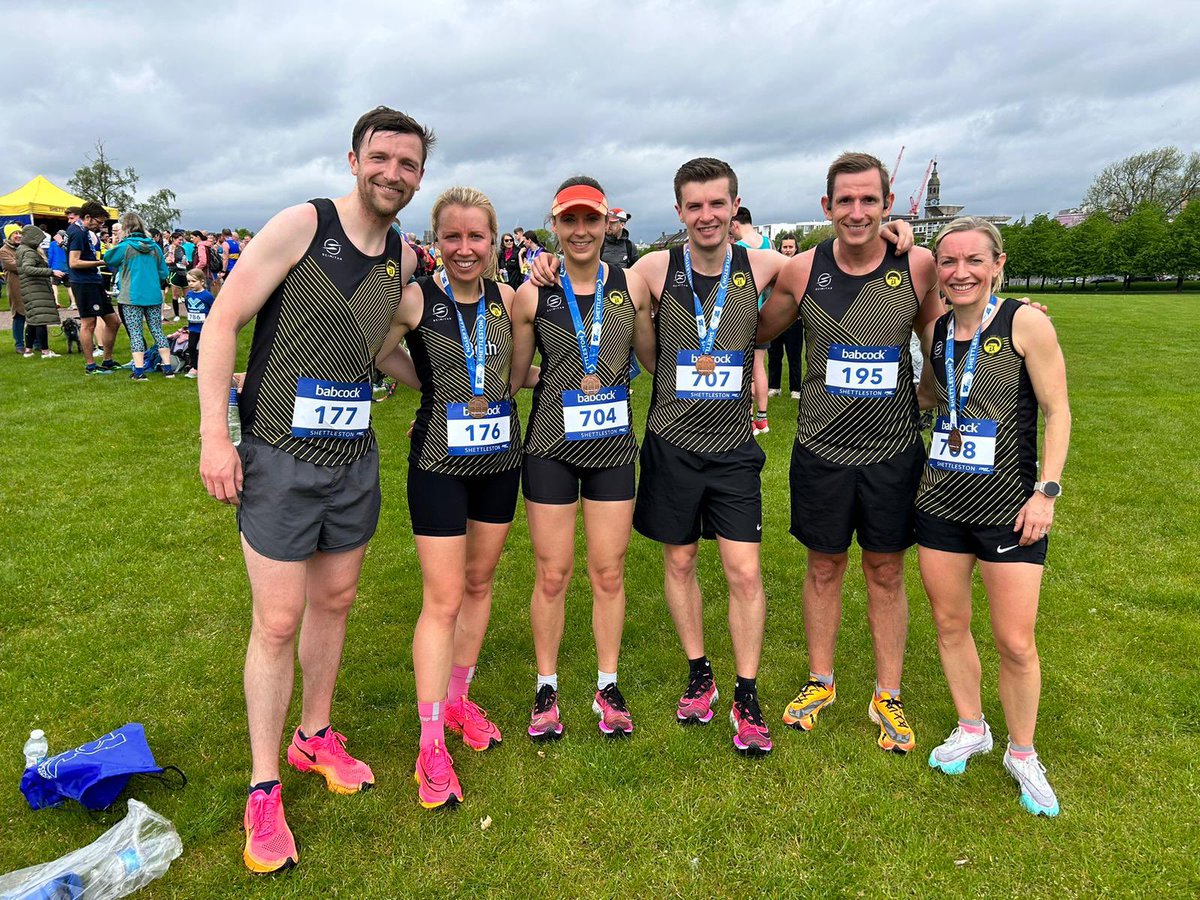 #medalmonday Well done to this group of athletes who ran the Shettleston 10K in the Babcock series yesterday. Callum Ferguson, Beth Shearer, Bethany Cunningham, Corey Craig, Pete Alex and Joanna Wallace 💛🖤💛 <a href="/scotathletics/">scottishathletics</a> <a href="/ShettlestonHarr/">Shettleston Harriers</a> <a href="/UKRunChat/">UKRunChat</a> <a href="/SALDevelopment/">SALDevelopment</a>