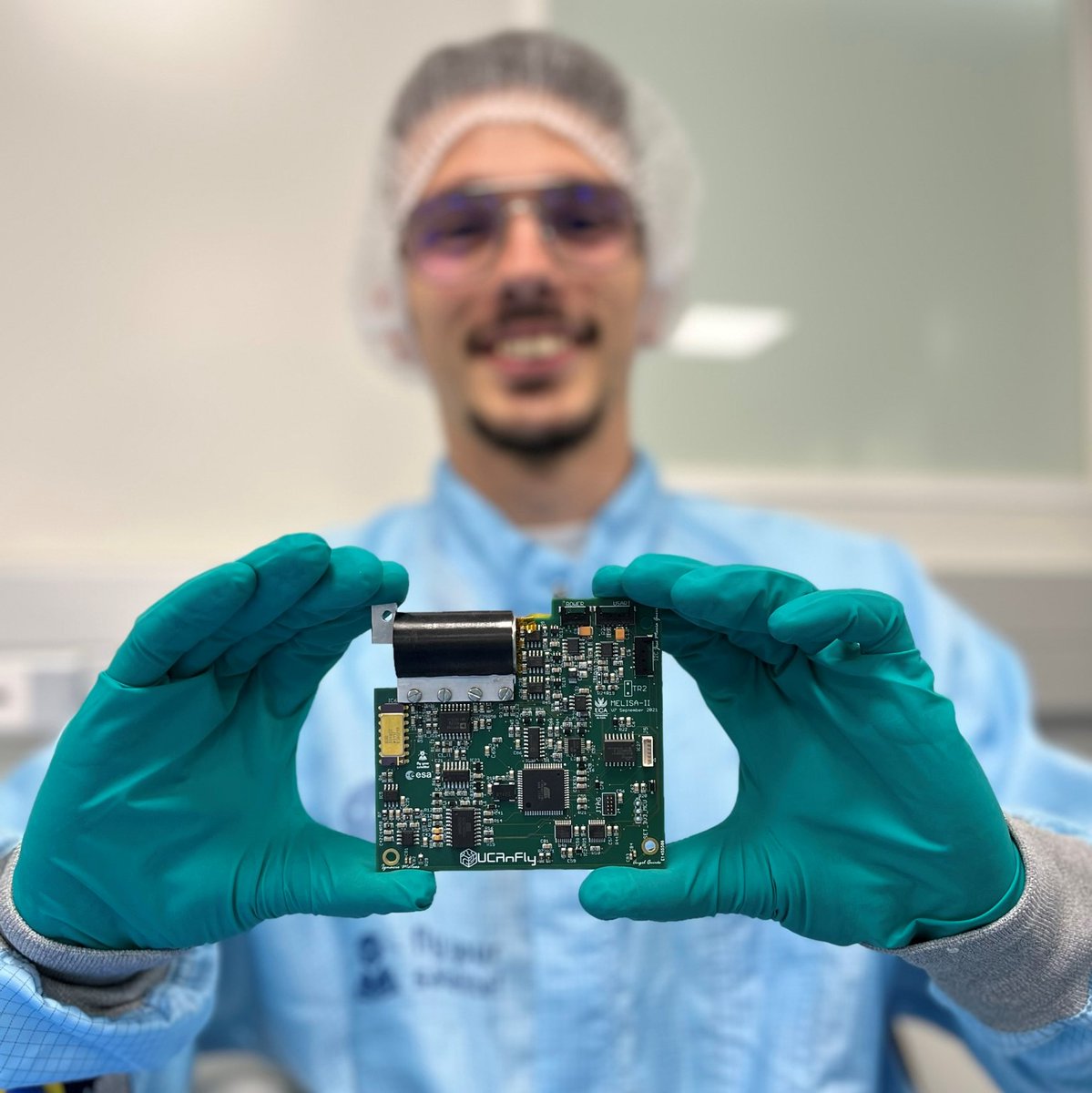 ESA__Education's tweet photo. Cadiz Crew brings the heat! 🌡️  The @UCAnFly_ES #student team from the University of Cadiz, Spain, just aced their payload vibrations and thermal-vacuum tests as part of ESA Academy's Fly Your #Satellite! Programme. Well done! 👏  https://t.co/3IavY2iGJl https://t.co/EBDOHOU1rJ