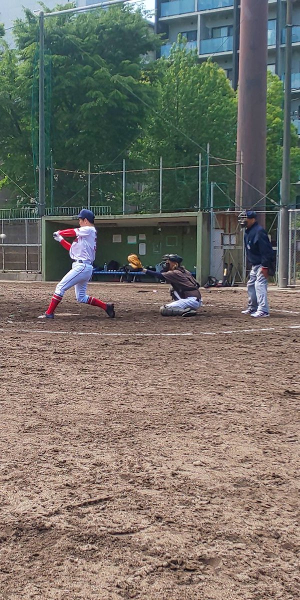 joshinaka's tweet photo. 草野球で新ユニフォーム作りました。
胸元に「PROFESSIONAL」はなかなかアホでかっこいい刻印。
35はもちろん島内さんリスペクトです。
#SORK
#今日のルービックキューブ
#非所持 https://t.co/D5Tufyklax