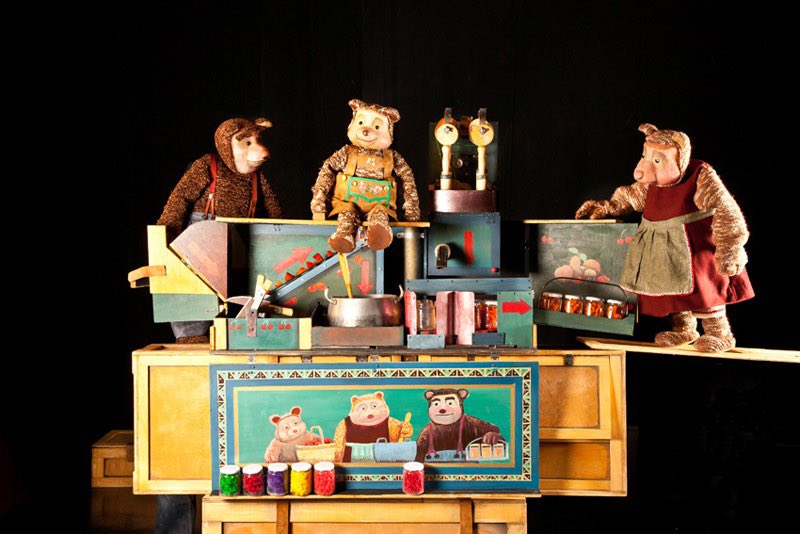 #TMC_ElCentru | 🗓 Aquest diumenge 21 de maig, L'Estaquirot Teatre farà la seva última funció a la Sala Centru del #TMCanet

La companyia dirà adeu als espectadors de #CanetDeMar amb l'obra "Els tres óssos", una recreació del conte de La Rínxols d´Or

🎟: entrapolis.com/entradas/els-t…