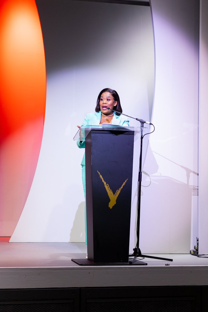 A little throwback to this past Saturday where I was tasked with delivering the keynote address at the #smaisbricks female industrialist seminar hosted by @smaisholdings .What an awesome,impactful day of networking with amazing ladies in the construction &amp; manufacturing industry