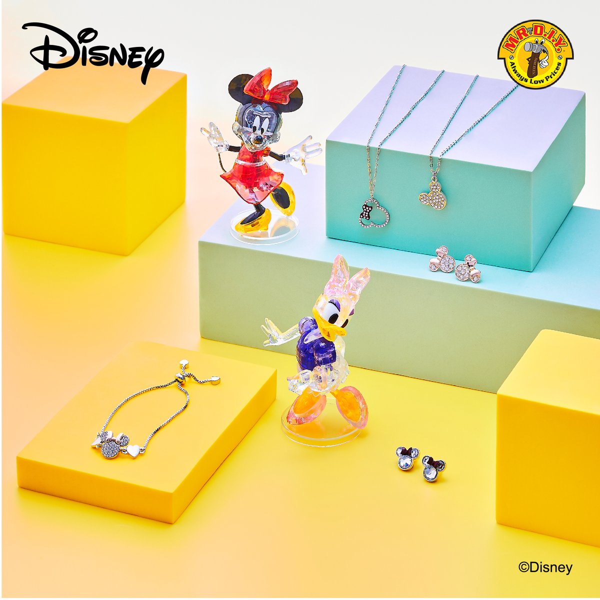 mrdiyMY's tweet photo. Unlock the magic with our Disney merchandise, bringing joy and wonder to fans of all ages! 💫
#MRDIY #MRDIYxDisney #Collaboration #Disney #AlwaysMagical #Mickey #Donald #Frozen https://t.co/BTVJnXsU9k