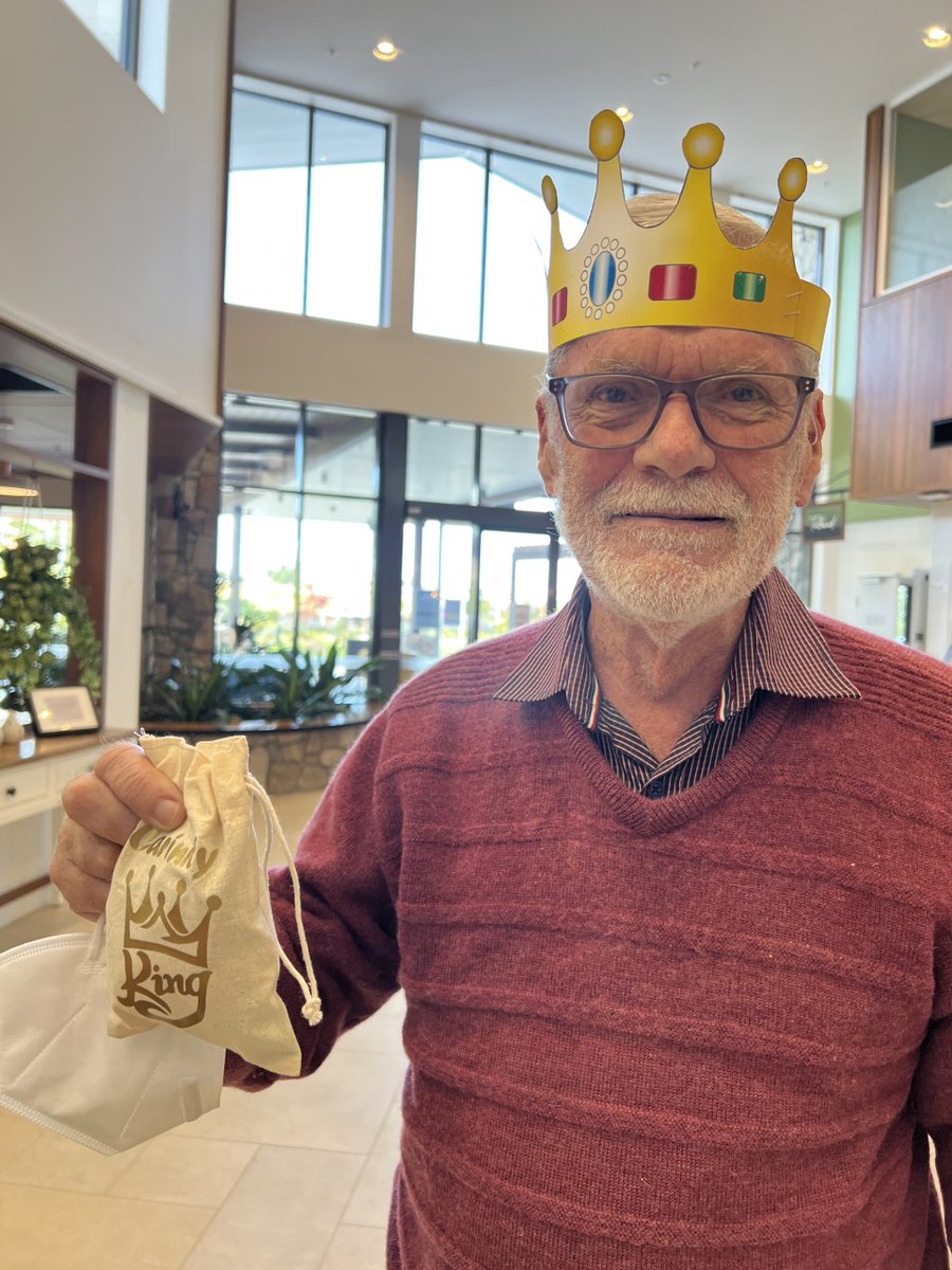 carinity_org's tweet image. Carinity Brownesholme #agedcare community in #Highfields has held a celebration to rival the coronation of King Charles III! Male residents donned the #crown to receive a bag of goodies fit for a king! #hailtheking #Brownesholme #CarinityAgedCare  #Toowoomba #LivingWithPurpose