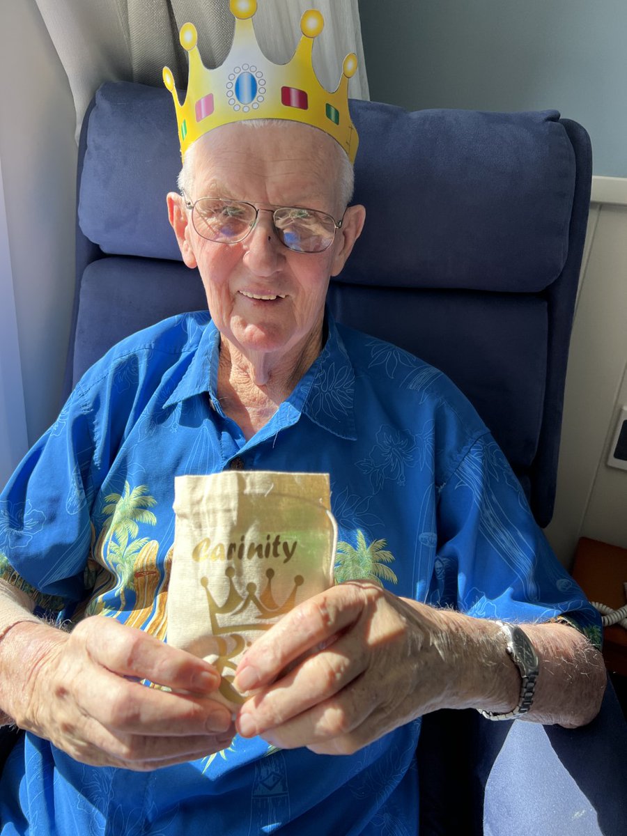 carinity_org's tweet image. Carinity Brownesholme #agedcare community in #Highfields has held a celebration to rival the coronation of King Charles III! Male residents donned the #crown to receive a bag of goodies fit for a king! #hailtheking #Brownesholme #CarinityAgedCare  #Toowoomba #LivingWithPurpose