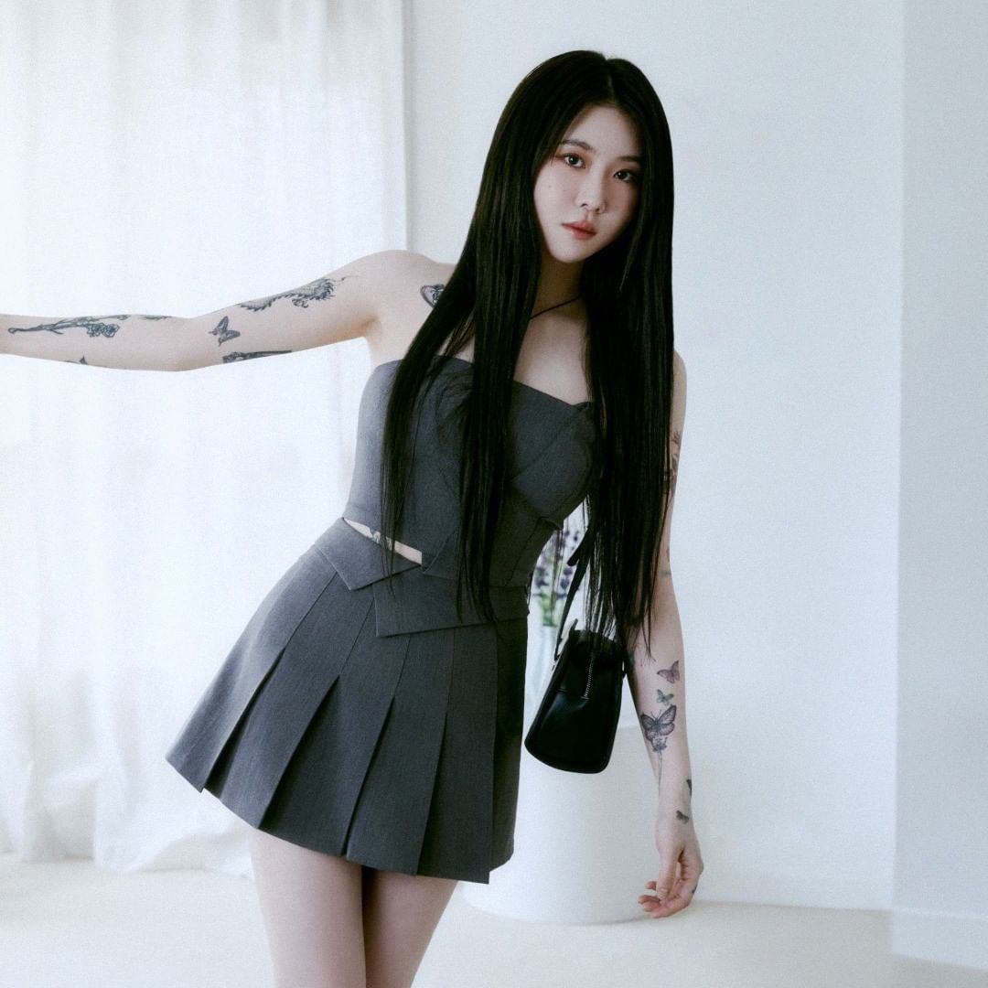 yerin baek feed tweet media
