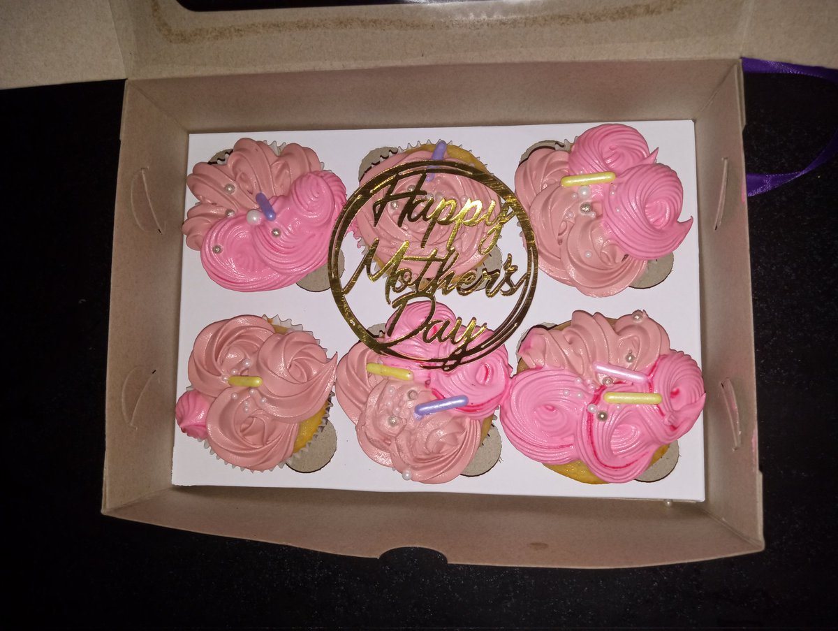 dumony's tweet image. #WeekendDump
#HotGirlEra
#HappyGirlEra
#MindingMyOwn