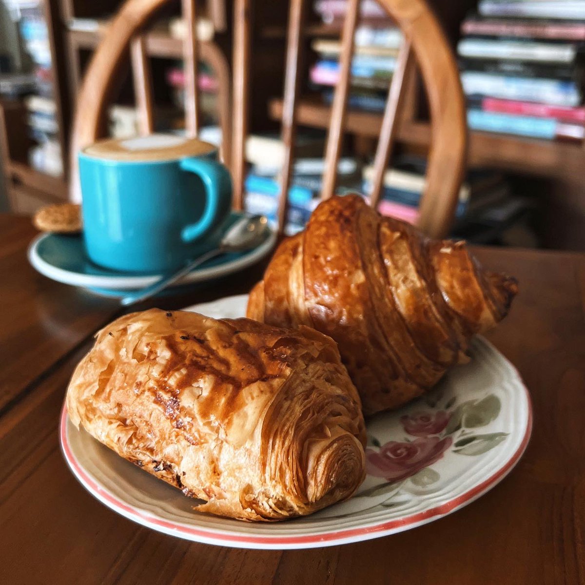 littletalksubud's tweet photo. Indulge in buttery perfection with our freshly baked croissants now available at Littletalks at Jalan Bisma, Ubud https://t.co/IRTsP2DJeC