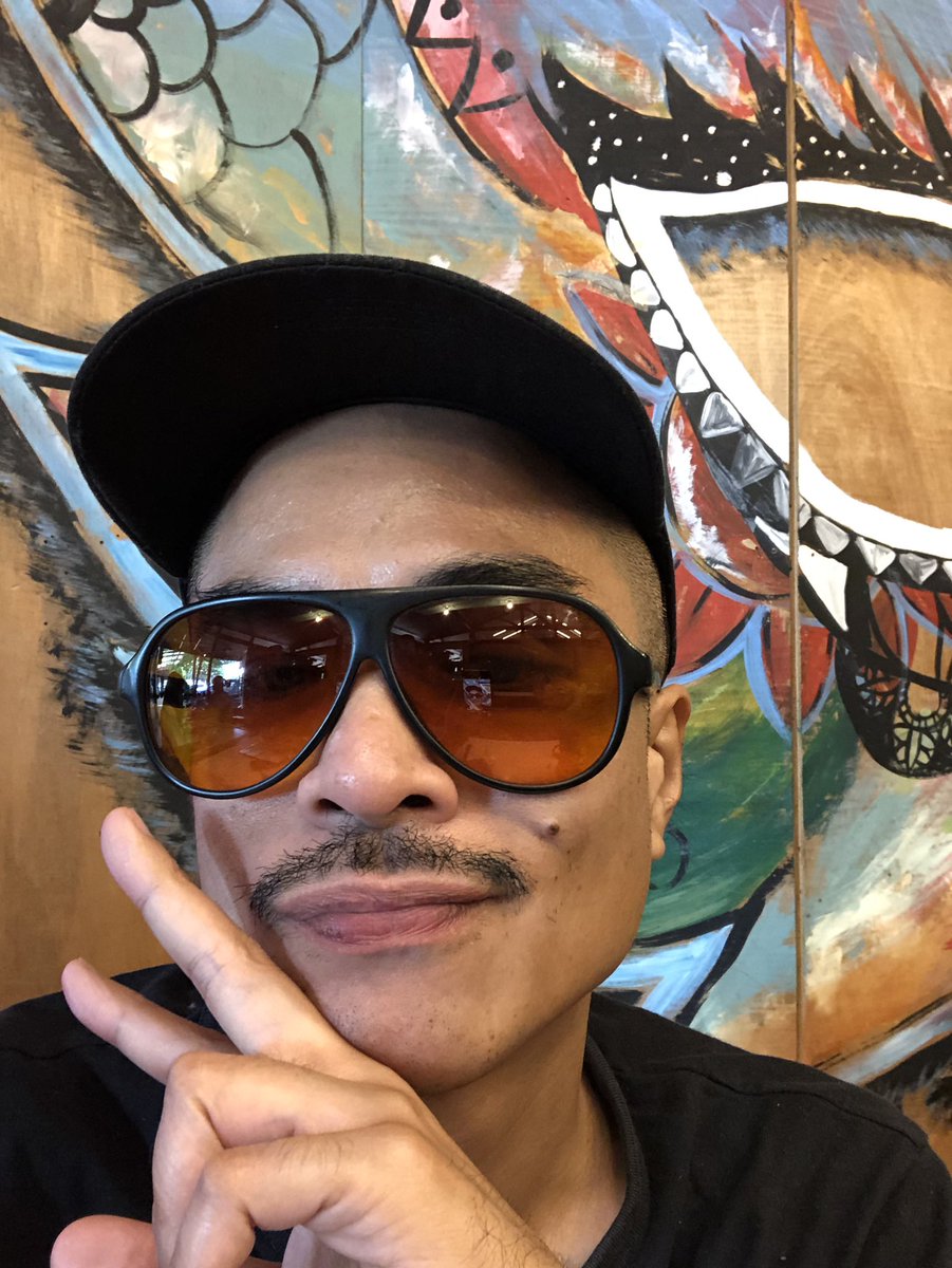 louisclaparols's tweet image. So I’m Back to the No-Goatee look 🐐🐐🐐
 (Dahil paubos na ang pang kulay ko ng bigote 😜🥸✌🏼 #TipidMode )