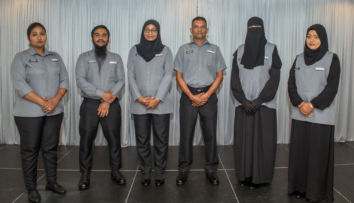 MaleCitymv's tweet photo. Malé City Council officially inaugurates the "Community Engagement Officers Unit"- responsible for monitoring the streets of capital Malé City.
This is a major achievement in our ongoing efforts towards fulfilling the goal of "Hihfaseyha Malé" under the Malé City Council's SAP. https://t.co/K8kGBaHXqF