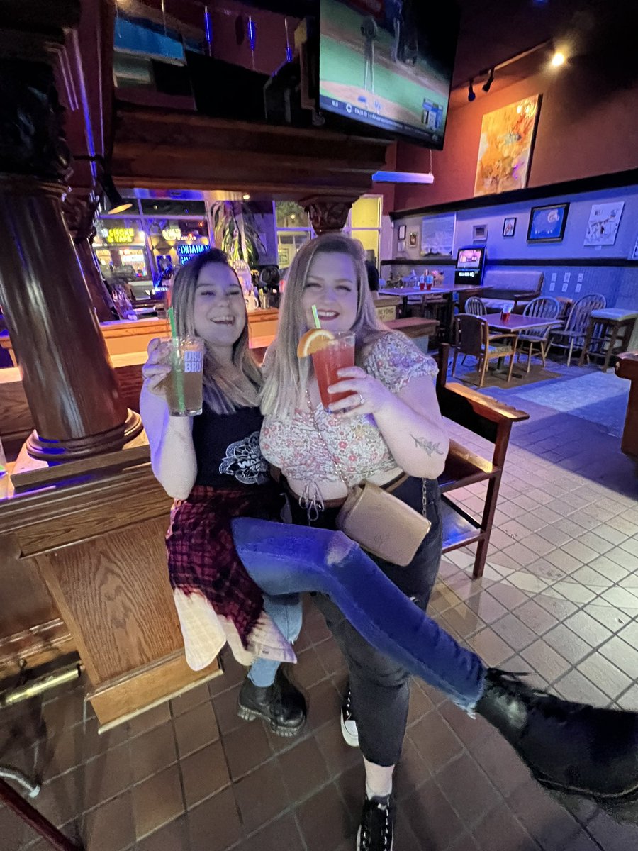 ahnikalh's tweet photo. Happy Birthday @wootuskhan 🥳 it was so fun to celebrate your day! Love ya 🫶 https://t.co/HkFxwgHUJG