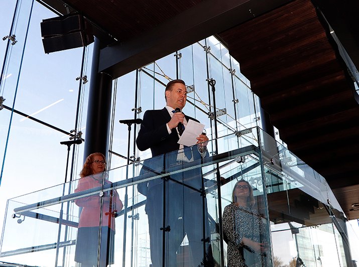 Uudenmaan ELY-keskuksen sidosryhmätilaisuudessa pohdittiin työelämän tulevaisuutta ely-keskus.fi/uutiset-2023/-…