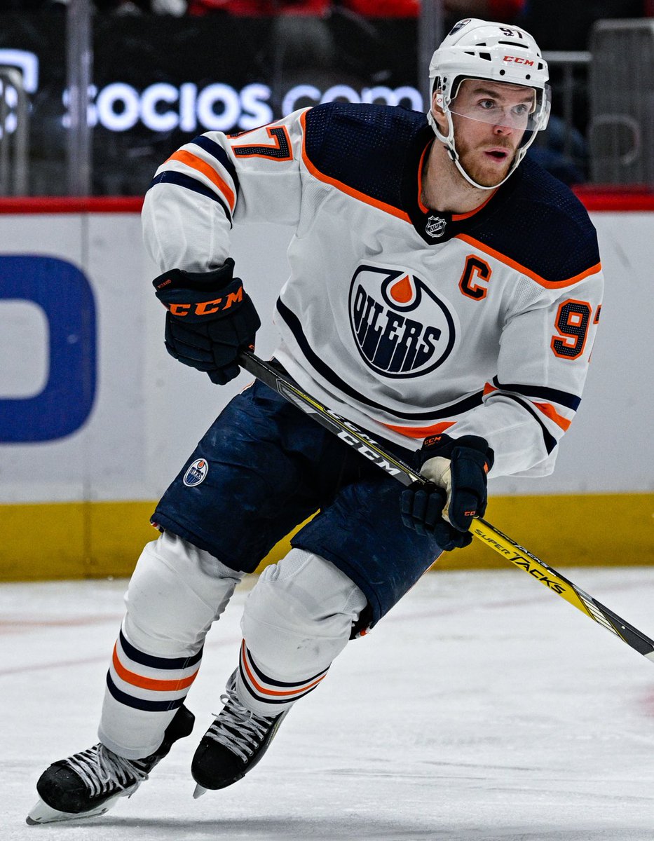 🚨 BREAKING 🚨 

Ni Hao, Connor!👋

你好, 康纳!👋

The Guangdong Tigers have acquired F Connor McDavid from the Edmonton Oilers in exchange for our 7th round pick in the upcoming draft!  

广东虎队从埃德蒙顿油人队得到了F Connor McDavid, 以换取我们在即将到来的选秀中的第7轮选秀权!