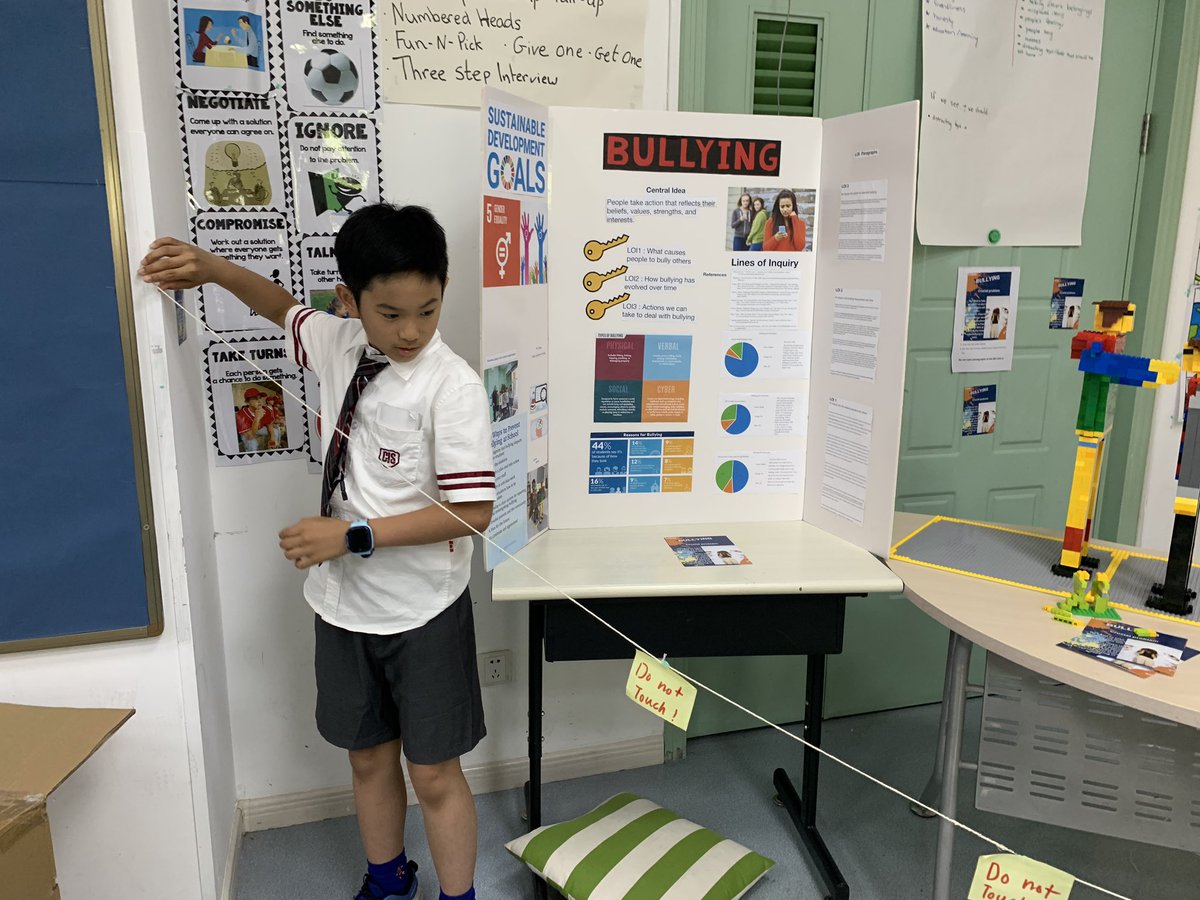 educatorrichie's tweet photo. Exhibition is almost upon us. Everyone is working extremely hard to set up spaces. I am super proud of the students resilience and commitment. I am also very proud of the G5 team for their dedication to encouraging and supporting the kids to get them ready for PYPX.  #MyCISB https://t.co/demwqbGIFz
