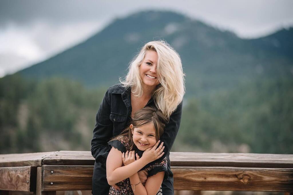 johnsmillercom's tweet photo. Happy Mother’s Day, my heart. We are grateful every day that you lead us with your passion for life. You show us how to be strong and honest. You give us your whole heart and hold nothing back. You’re ours and we love you so damn much! 
 
#proudhusband #… https://t.co/dwsa14PGkA https://t.co/LgEw0bZWU5