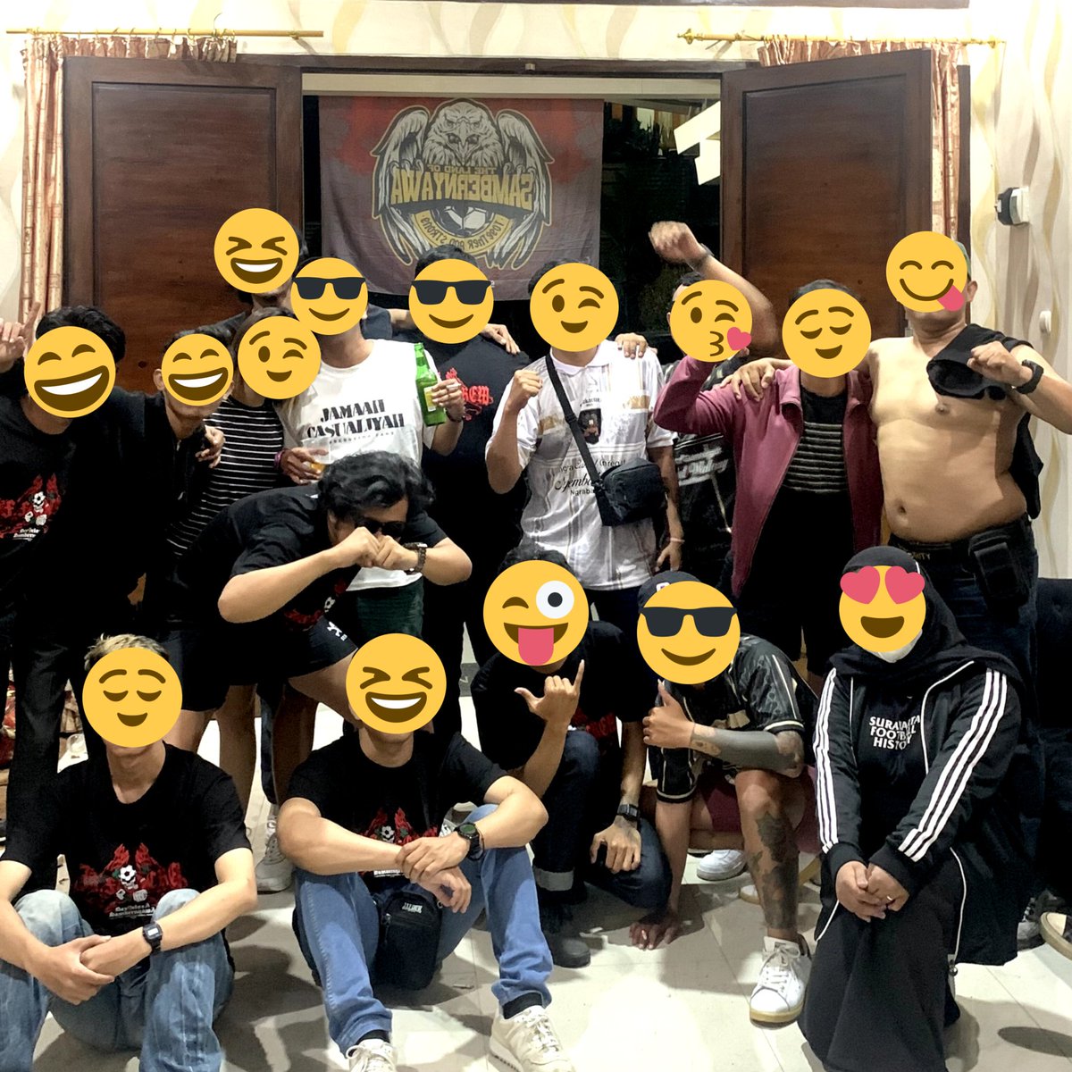 JFFcrew1923's tweet photo. 9 Year Anniversary #JFFcrew 🍻
#ber9elorasambernyawa https://t.co/UxyAyNwiR7
