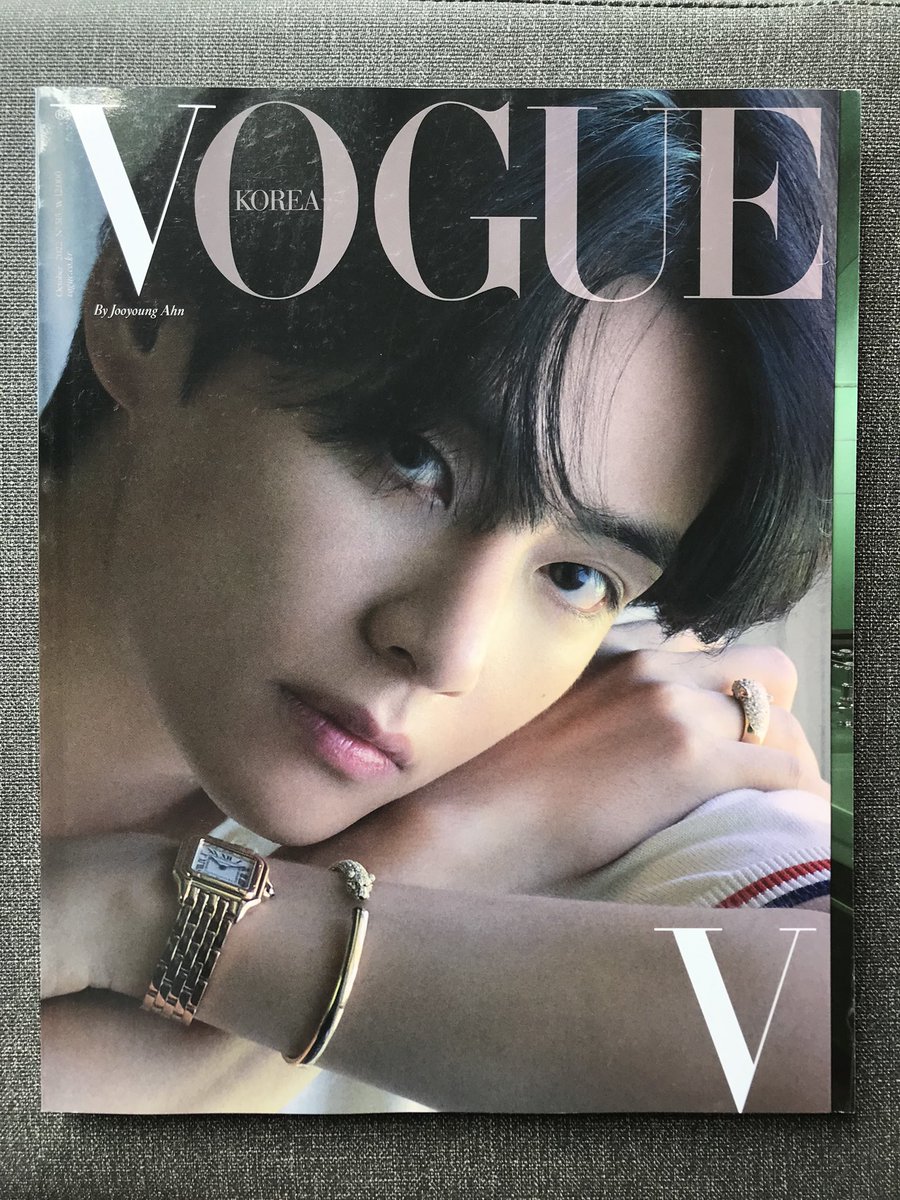 town_k2ph's tweet photo. PAYDAY SALE❕ #K2PH_ONHAND

VOGUE KOREA BTS V COVER 💜

Php. 600 ea + LSF
(can choose cover)

- ON HAND
- Sale Until 05/30/23
DOP: PAYO until 3 days reservation

Reply “Mine” or DM us to order~ 🛒 https://t.co/C1yB1lwhvc