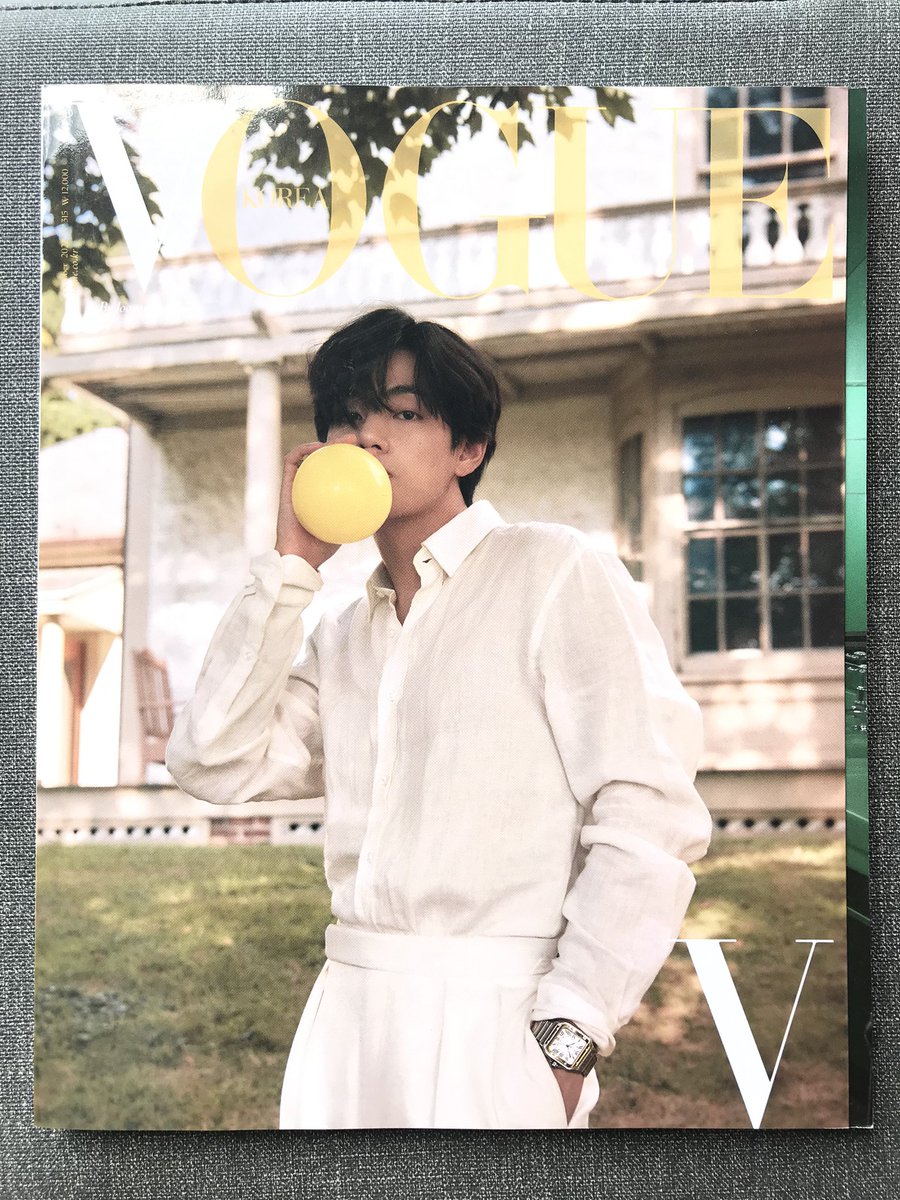 town_k2ph's tweet photo. PAYDAY SALE❕ #K2PH_ONHAND

VOGUE KOREA BTS V COVER 💜

Php. 600 ea + LSF
(can choose cover)

- ON HAND
- Sale Until 05/30/23
DOP: PAYO until 3 days reservation

Reply “Mine” or DM us to order~ 🛒 https://t.co/C1yB1lwhvc
