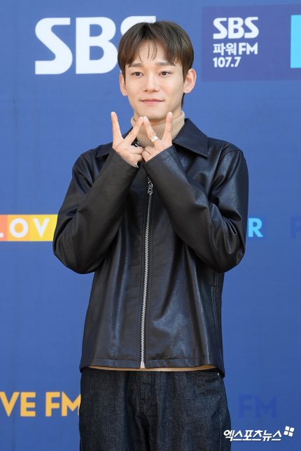 ARTICLE 📰 | 230515 EXO #CHEN, Today (15th), new song ‘Before the Petals Fall’ will be released… Late Spring’s Some* Mood
🔗 n.news.naver.com/entertain/arti…

Released at 6PM today, ‘Before the Petals Fall’ conveys the feelings of hesitation to confess to the person you love before the