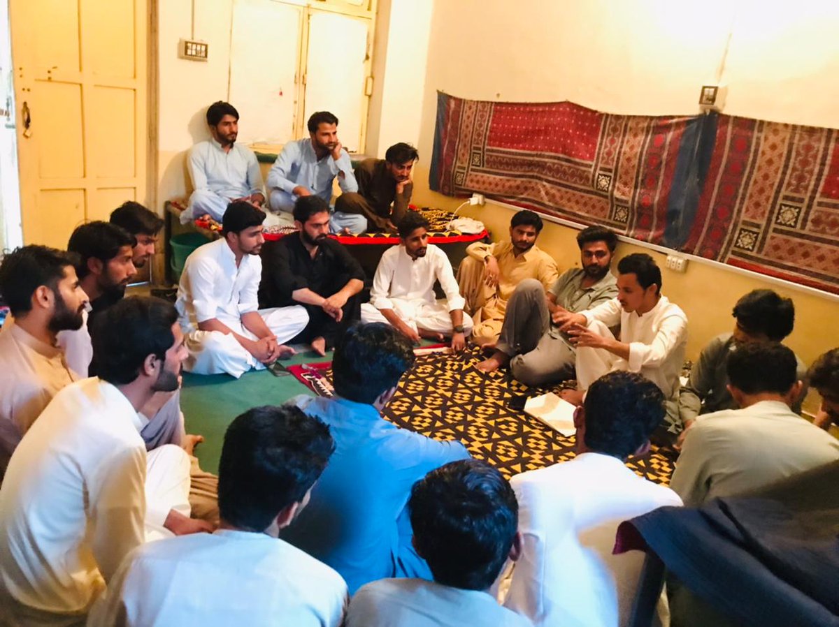 aftab_ja's tweet photo. Yesterday, PrSF Tando Jam Unit and Sindh University, Jamshoro Unit organized study circles on "Introduction to Marxism" and "What is Secularism?", respectively.
#LongLivePrSF
#LongLiveRevolution https://t.co/vPFDIRlLly