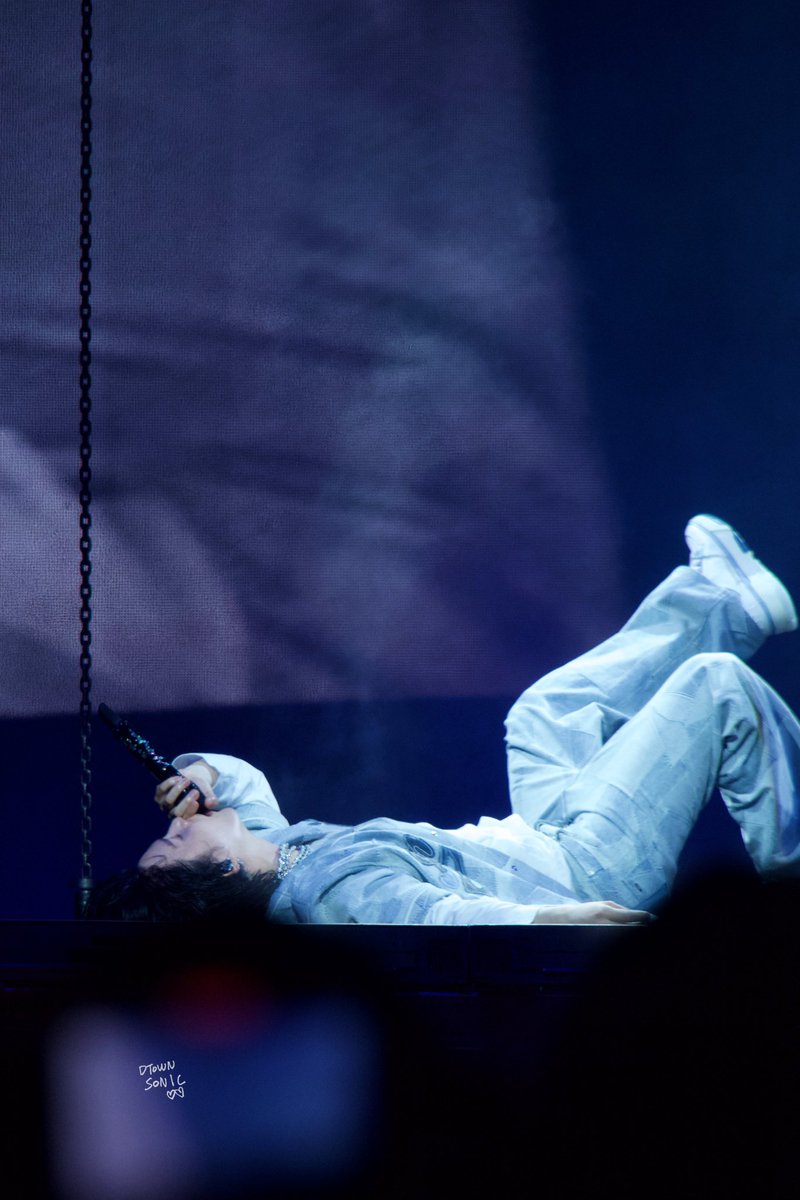 dtownsonic_suga's tweet photo. #AgustD_DDay #AgustD #SUGA https://t.co/jrNUWe1XXl