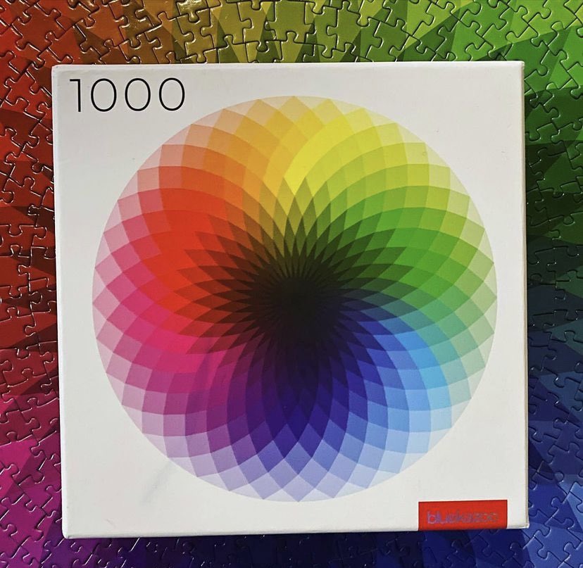 SolarArtsBuild's tweet image. Puzzling isn’t it? More like a mental marathon, but with snacks and less sweat. 😅 So come flex your noggin muscles and join the puzzle party! 🥳 #ArtAWhirl with @BlueKazooGames &amp;amp; @abrahampiper  May 19-21 at #SolarArts