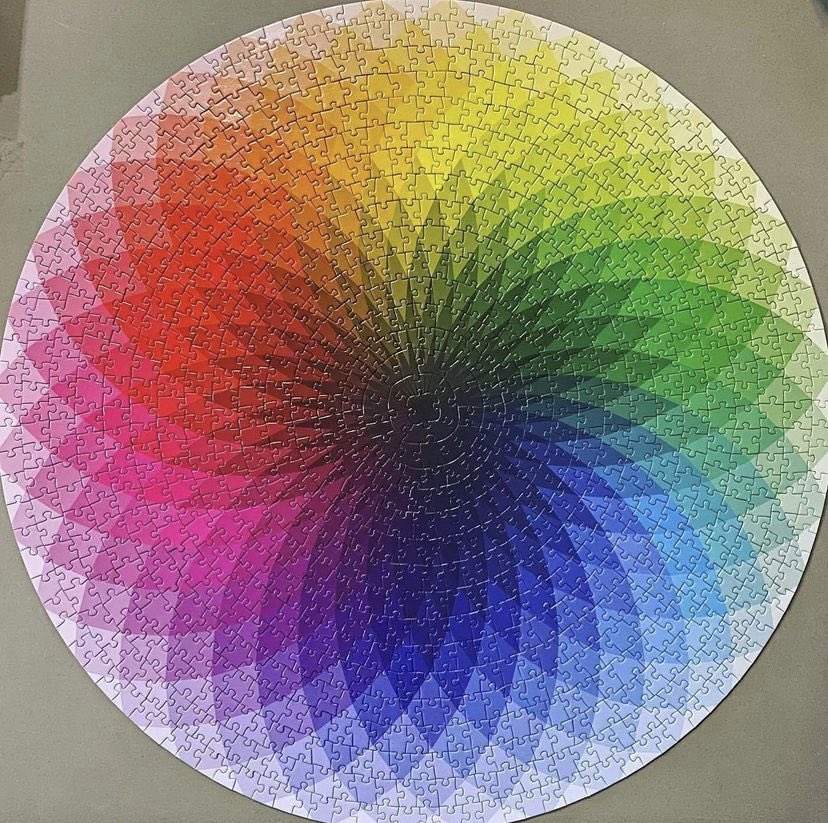 SolarArtsBuild's tweet image. Puzzling isn’t it? More like a mental marathon, but with snacks and less sweat. 😅 So come flex your noggin muscles and join the puzzle party! 🥳 #ArtAWhirl with @BlueKazooGames &amp;amp; @abrahampiper  May 19-21 at #SolarArts