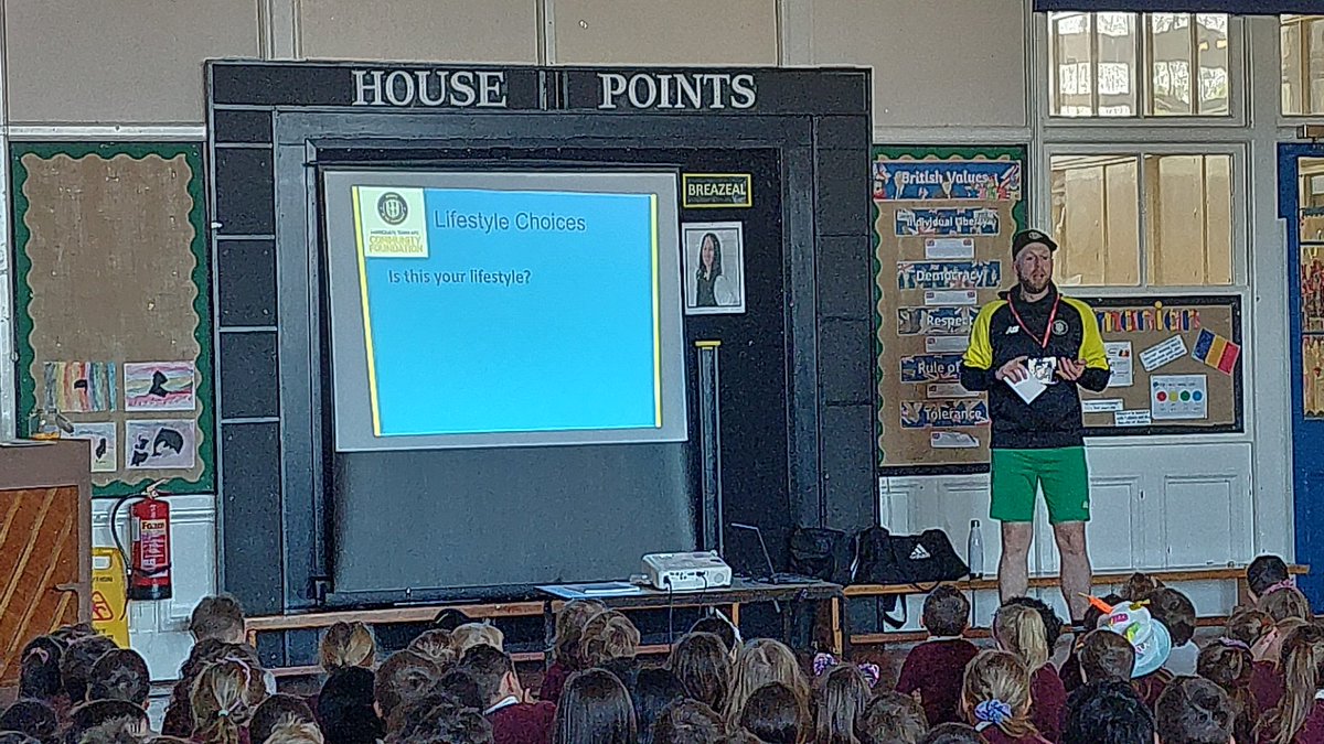 grove_road's tweet photo. Our wonderful 'Wellbeing Week' is off to a flying start with Tom from @HarrogateTown speaking about positive lifestyle choices in our Welcome the Week assembly! We have lots more activities coming up... #MentalHealthAwarenessWeek #TeamGR #wellbeingweek https://t.co/Gs50eMhJbk